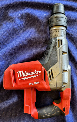 Milwaukee M18 FUEL SDS-Max Rotary Hammer Drill 1-9/16 in Tool Only 2717-20