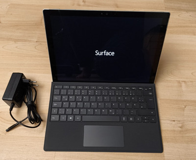 Microsoft Surface Pro 4 | 12,3''  | Intel i5 | 128GB SSD | inkl. Type Cover