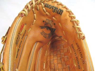 WILSON A2466 Advisory Staff Series Glove RHT Steerhide Leather