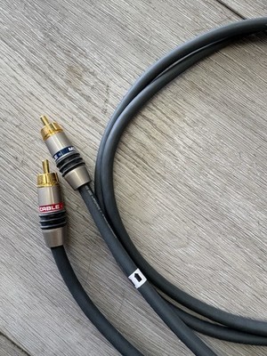 Monster Interlink 300 RCA Audio Cable 3ft / 1m Stereo Pair Gold Excellent