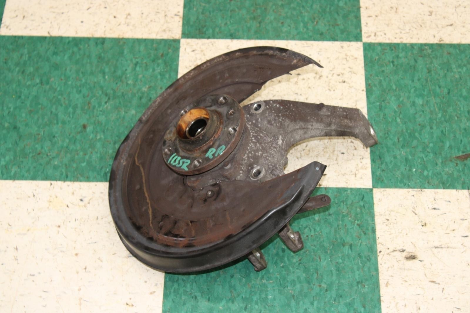 Bentley Flying Spur 2013-2018 Rear Right Steering knuckle