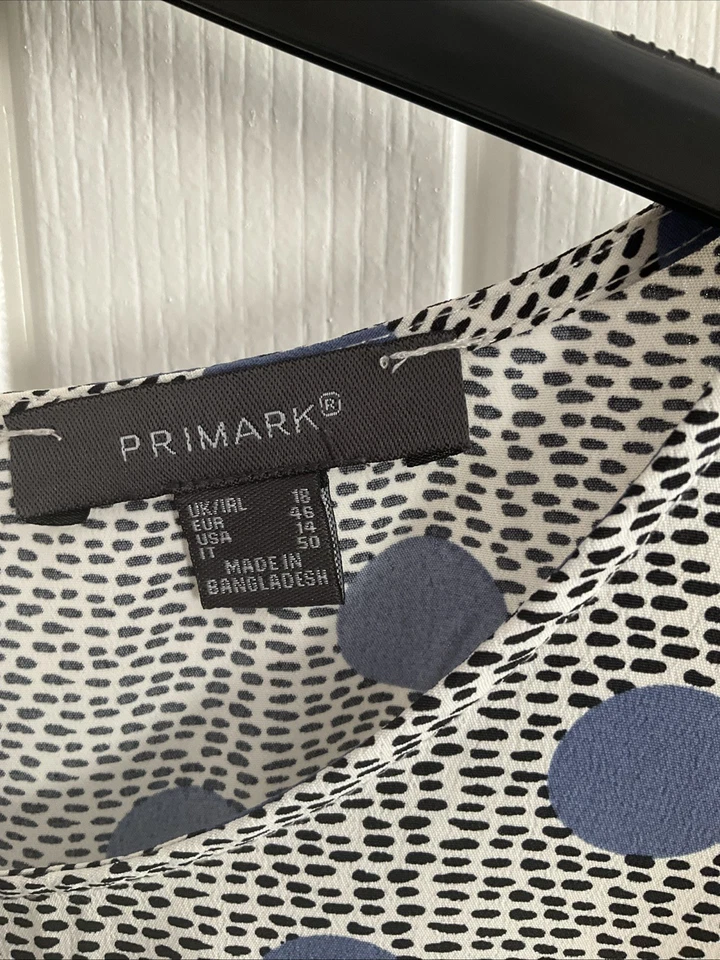 Primark Women's Polka Dot Top Size 18 - Image 2 of 3