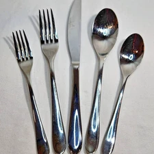 Mikasa EMILE 1 Person 5 Pc Glossy Place Setting 18/10 Stainless Flatware Vietnam