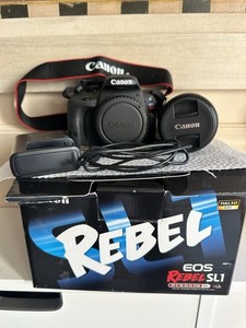 Canon EOS Rebelle SL1 18,0MP numérique SLR caméra - Noir (Toucher avec 18-55mm STM Lentille