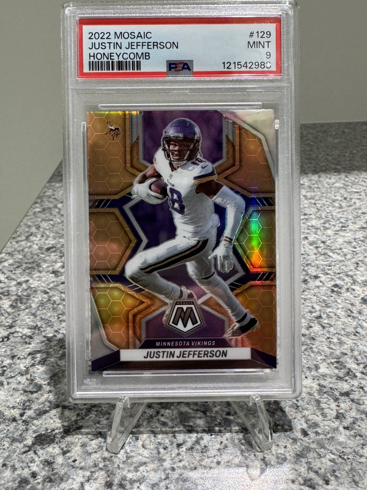 2022 Panini Mosaic Justin Jefferson Honeycomb #129 PSA 9