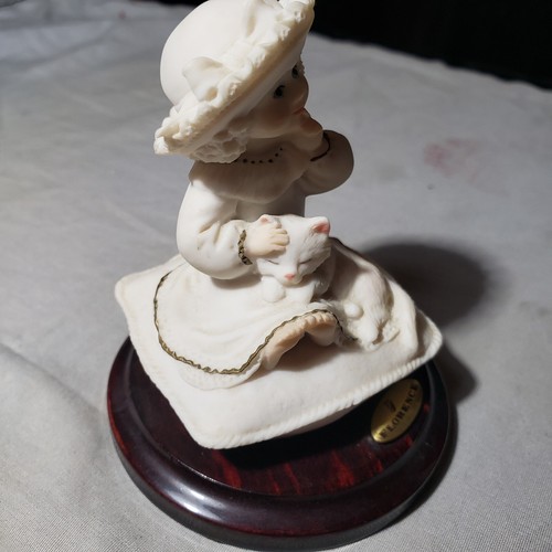 GIUSEPPE ARMANI Bisque QUIET PLEASE Girl Cat 1990 MINT CONDITION SIGNED ITALY - Picture 4 of 10