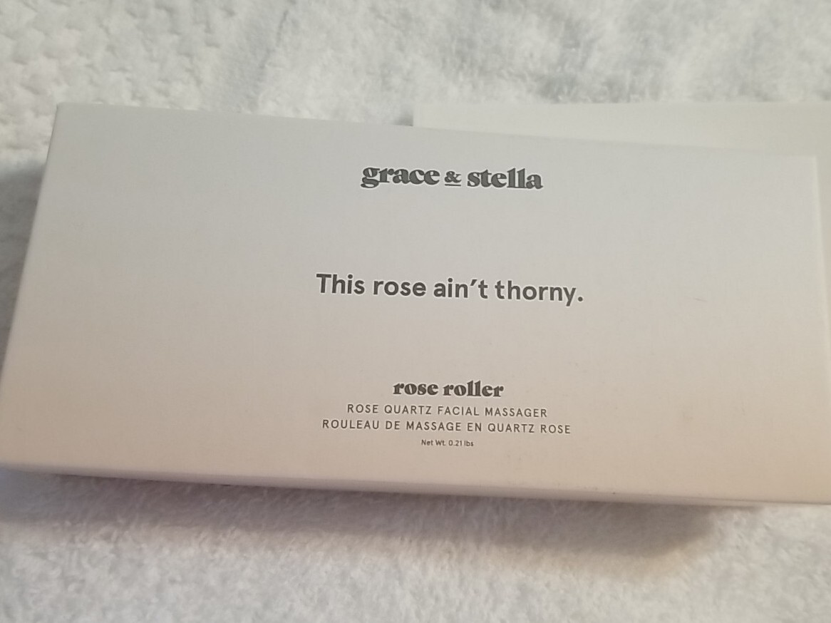 Grace & Stella Rose Quartz Facial Roller Beauty Tool Anti-Aging Massage Crystal