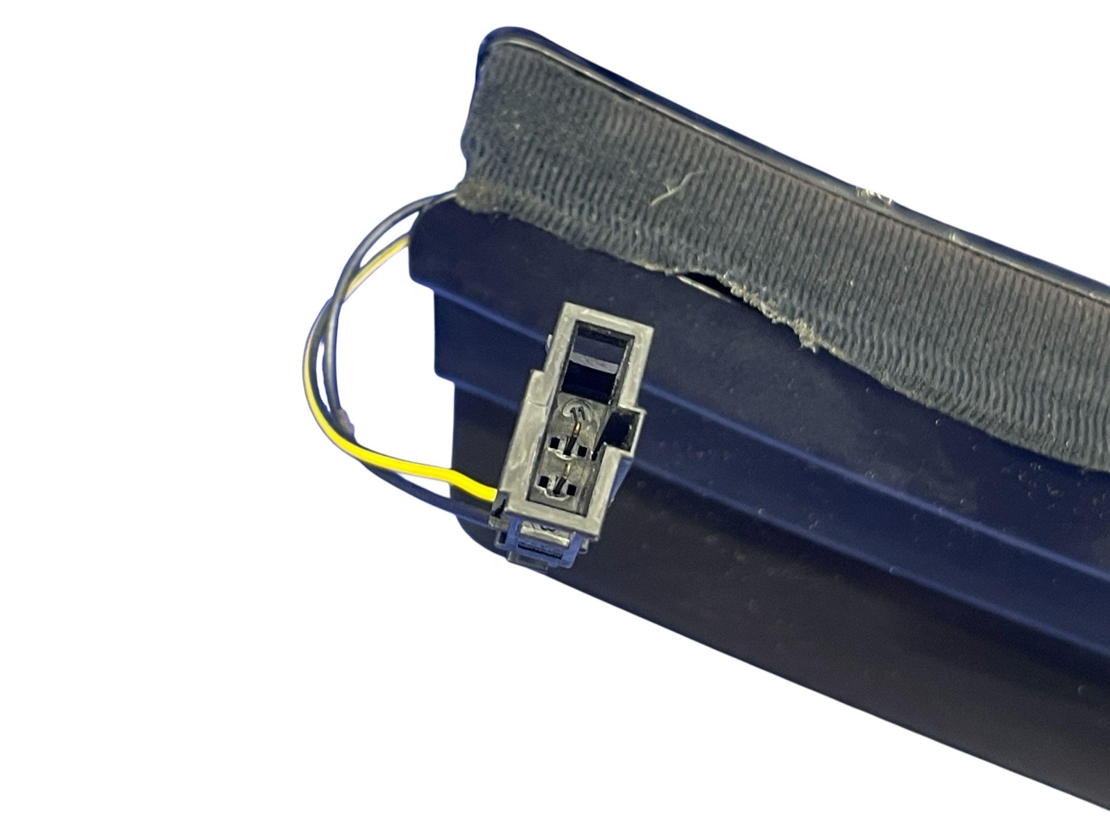 2006-2012 BENTLEY CONTINENTAL FLYING SPUR HIGH MOUNTED THIRD BRAKE STOP LIGHT