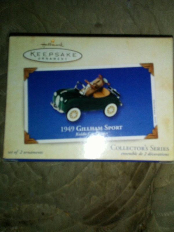 Hallmark Christmas Ornament 1949 Gillham Sport Kiddie Pedal Car 2003 Die Cast 