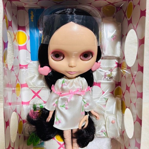 Neo Blythe Very Cherry Berry Fashion Doll Playsets Takara Tomy Character Goods - Picture 4 of 6