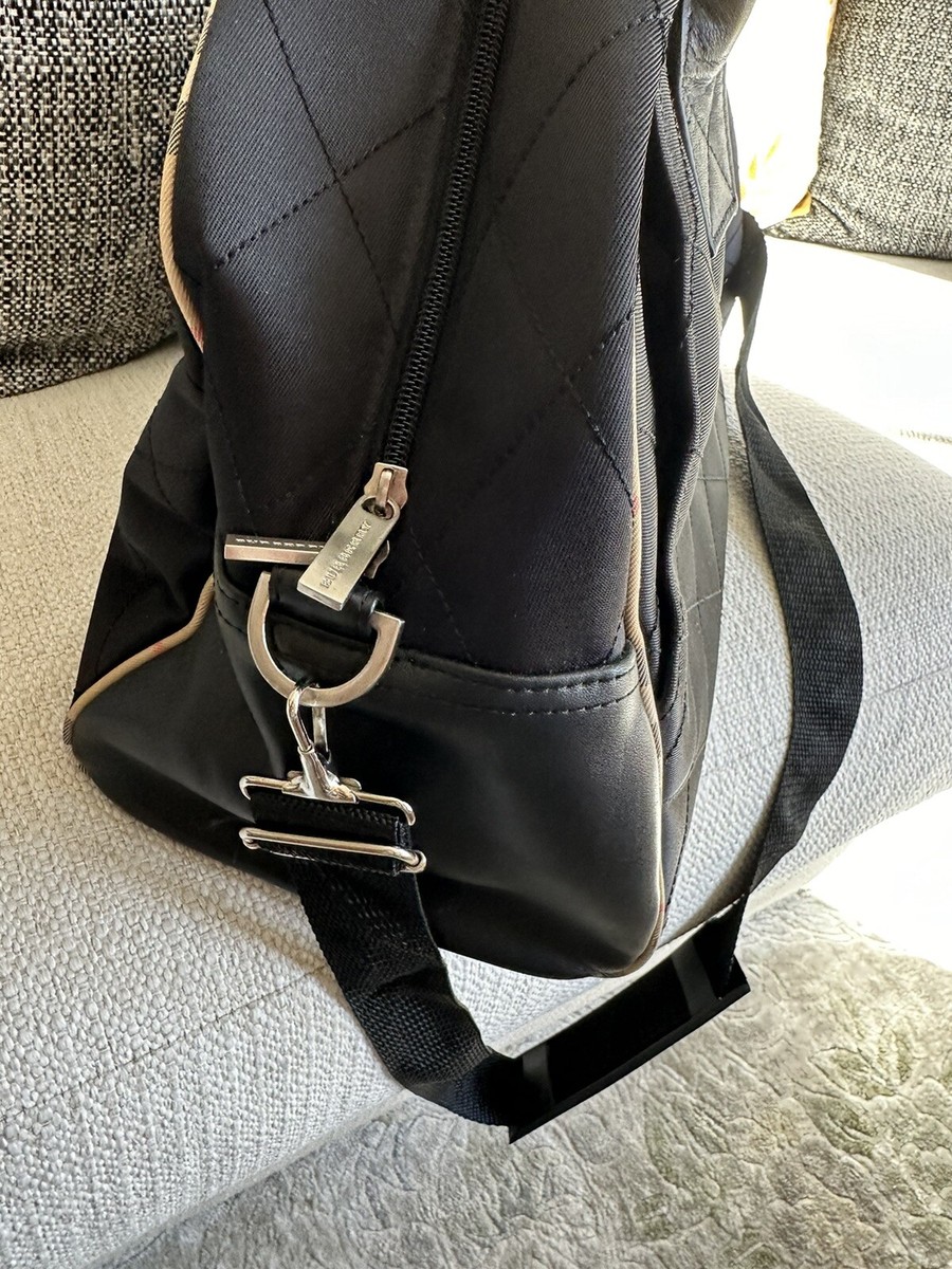 【137】 BURBERRY GOLF s BURBERRY GOLF BLK SQ TOP STITCH ALL OVER DUFFLE TRAVEL BAG