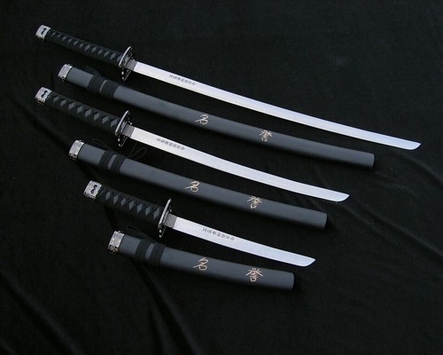 JUEGO KATANA CON VAINA Y SOPORTE HONOR TL492-395CA-3 PIEZAS MEGA HIT - Imagen 5 de 9