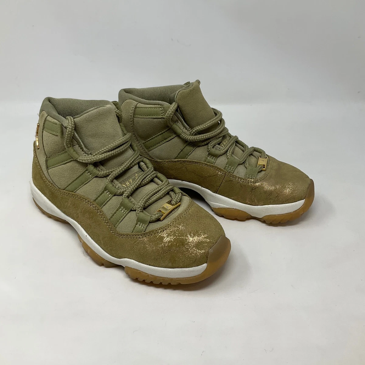 Nike Air Jordan 11 Retro Neutral Olive Lux AR0715 200 Women s