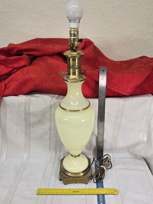 Paul Hanson Antique Hollywood Regency Opaline Glass Decorative Table Lamp 3 Way