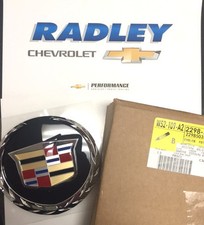Oem Gm New 07-13 Cadillac Escalade Grille Emblem Platinum Edition 22985035 B111