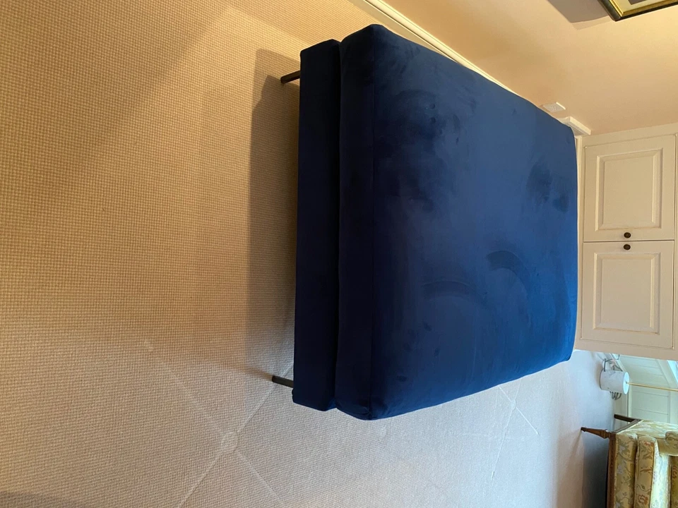 Otomana Pottery Barn de terciopelo azul marino, nueva, grande, moderna, terciopelo de alto rendimiento Foto 4 de 4