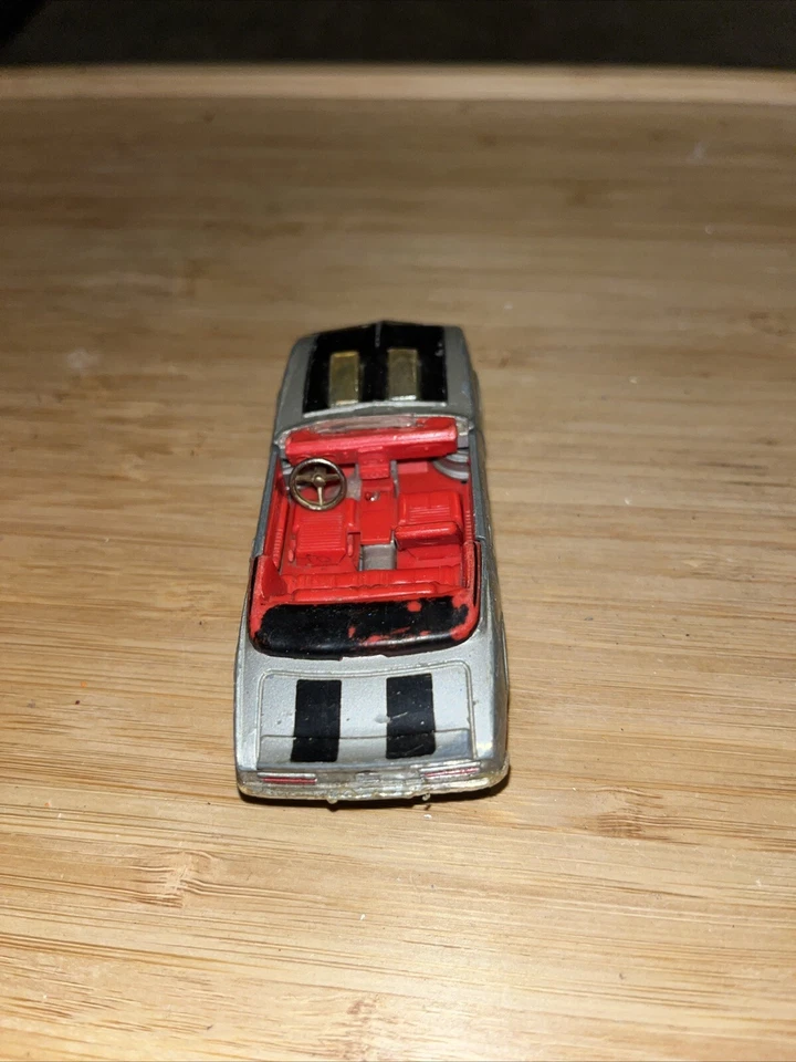 Modelo fundido a presión Corgi Toys usado - Pontiac Firebird, estado usado #106 Foto 3 de 4