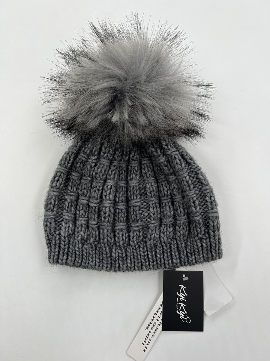 KYI KYI CANADA Beret CHARCOAL Cable Knit Faux Fur Pom-Pom  display picture 1