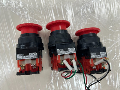 FUJI ELEC EMO SWITCH  AR30V2R 3EA/1LOT