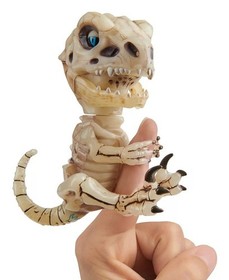 Untamed  Skeleton Dino by Fingerlings Gloom by WowWee