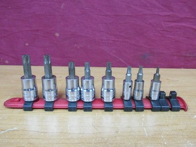 Snap On 8Pc FTX/TTX 1/4'' & 3/8'' Dr TORX Standard Bit Socket Set T8-T50