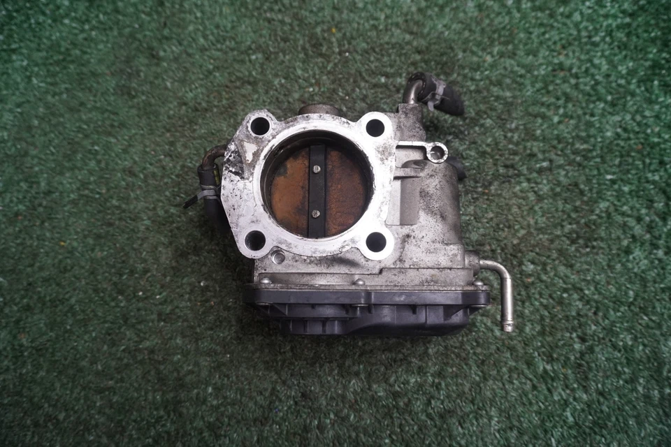 Corpo do acelerador 2007 TOYOTA Camry fabricante de equipamento original 220300H030 - Imagem 2 de 4