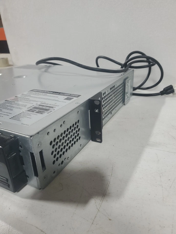 APC Smart-UPS SMT1500RM2U 1500VALCD 2U Rackmount - Works, No Batteries - Image 3 of 4