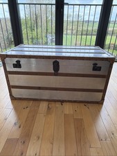 Trunk / Chest / Ottoman