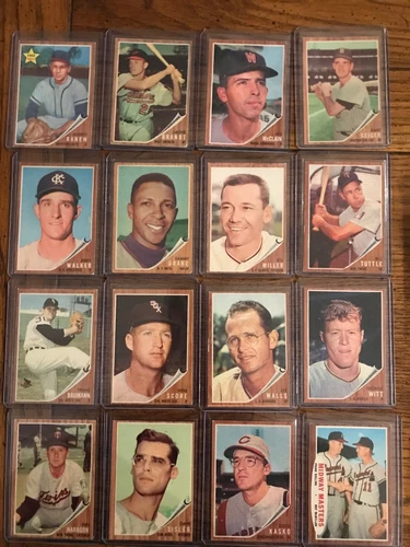 George Witt 1962 Topps Baseball Card (Auction Is For Card In Title)