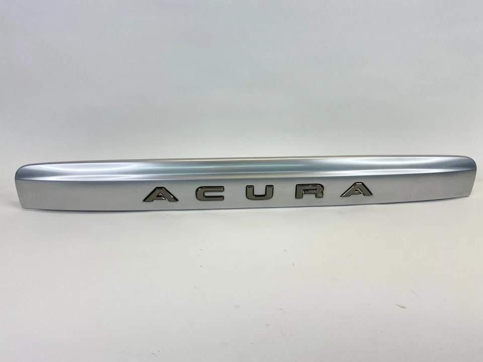 01-06 Acura MDX Rear Trunk Lid Garnish License Plate Bezel Molding 74891S3VA100 Foto 2 de 4