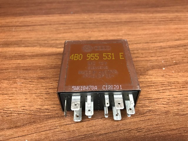 4b0955531e реле стеклоочистителя 4b0955531e реле стеклоочистителя