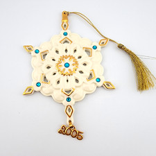 Lenox 2005 Annual Gemmed Snowflake Christmas Ornament Porcelain 24k Gold W/Box