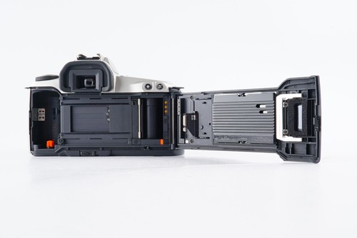 EX+5 Canon EOS Kiss REBEL 35mm Film Camera w/ EF 28-80mm F/3.5-5.6 V From JAPAN - Picture 11 of 18