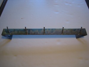 METAL  RACK