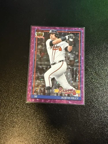 2026 Topps Series 2 Austin Riley Crackle Foil (RAW)