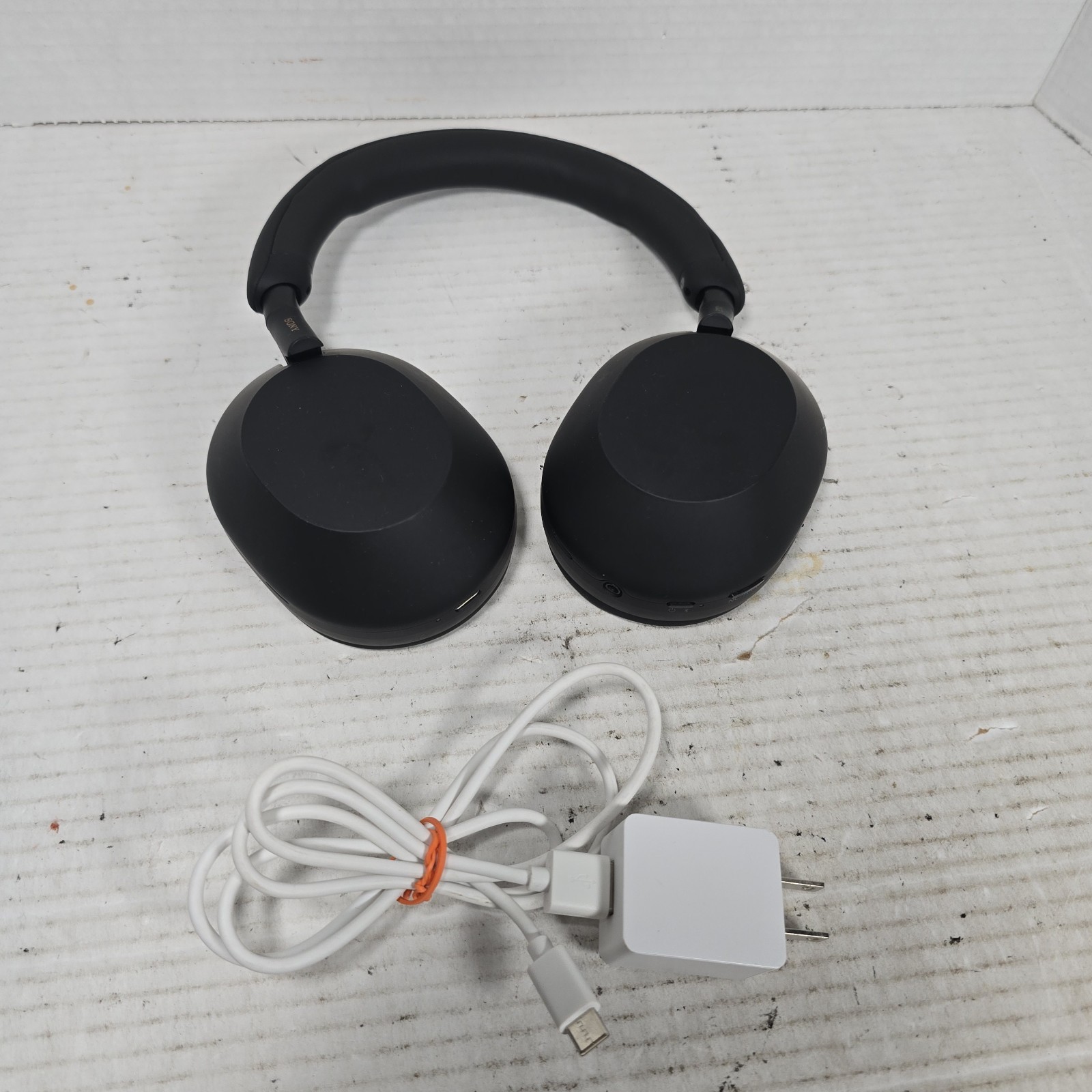 Sony WH-1000XM5 Wireless Noise Canceling Headphones Black Tested & Working