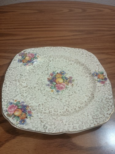 H&K Tunstall Porcelain Dinner Plate W/ A Gold  Floral Elegant Touch-9"
