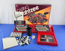 Vintage Casino Yahtzee High Rolling Dice Game Milton Bradley, 1986