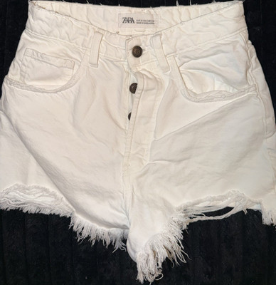 ZARA Women s White Denim Cut Off Shorts Size S Button Fly Frayed 5-Pocket