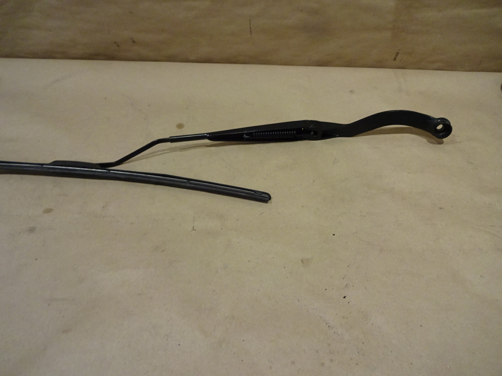 Ferrari California - LH Driver Windshield Wiper Arm And Blade - P/N 69771000