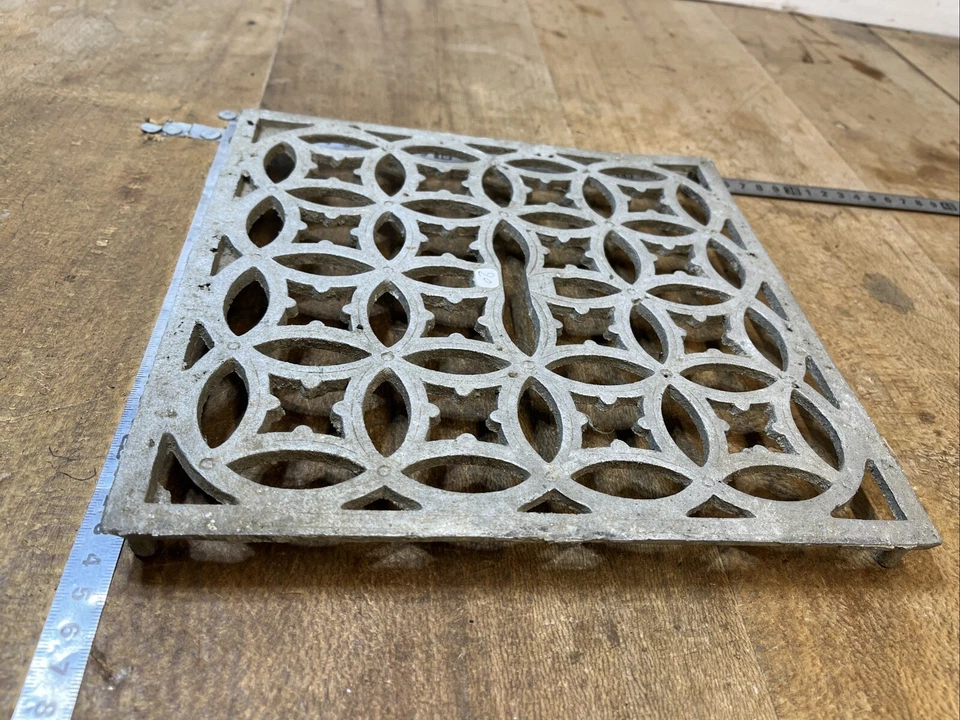 N. 20 Dessous repose plat aluminium outil cuisine ustensile décor vintage - Photo 2/3