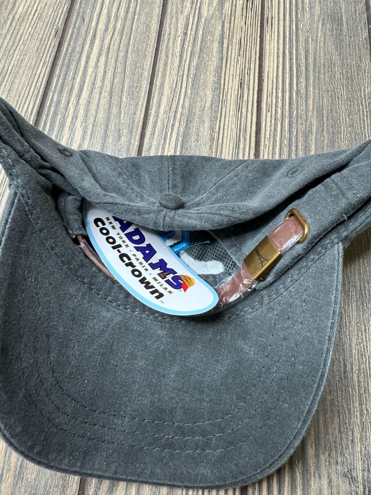 Electrada Gray Baseball Cap With Embroidered Logo… - image 3