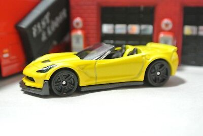  Hot  Wheels  Loose Corvette  C7 Z06 Convertible Yellow 