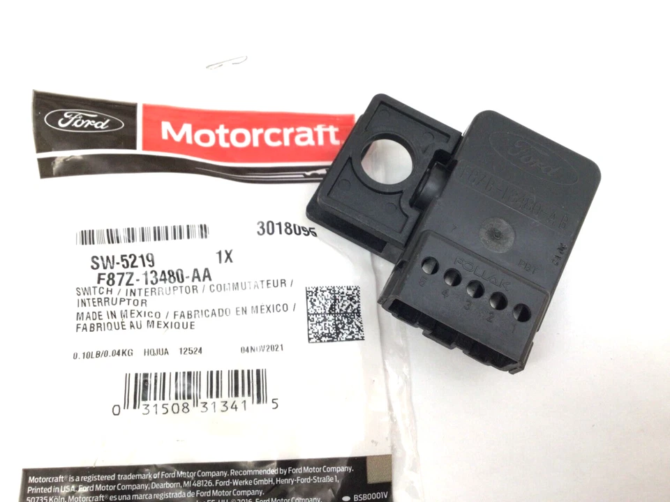 Interruptor de parada de luz de freno trasero derecho Ford Mercury Lincoln nuevo OEM F87Z-13480-AA Foto 2 de 4