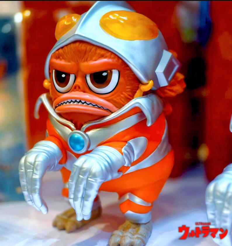 MAZZCOT Ultramam Maskaiju Pigmon Figures Fashion Designer Statues