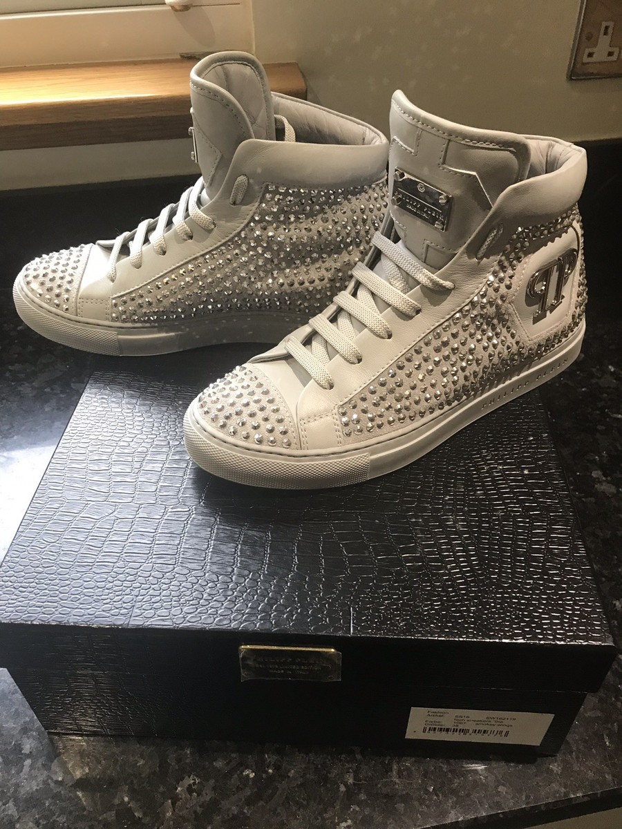 Philipp Plein Hi-Top Sneaker Crystal Embellished Studded Philipp Plein Hi-Top Sneaker Crystal Embellished Studded