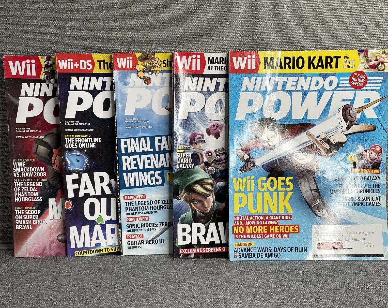 Nintendo Power Magazine 2007 Lot of 5 Vols 219, 220, 221, 222, 223 Holiday Ed.