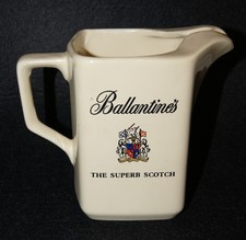 BALLENTINEs THE SUPERB SCOTCH WHISKY ca 15cm hoch CERAMIC Wasserkrug Jug WADE 26