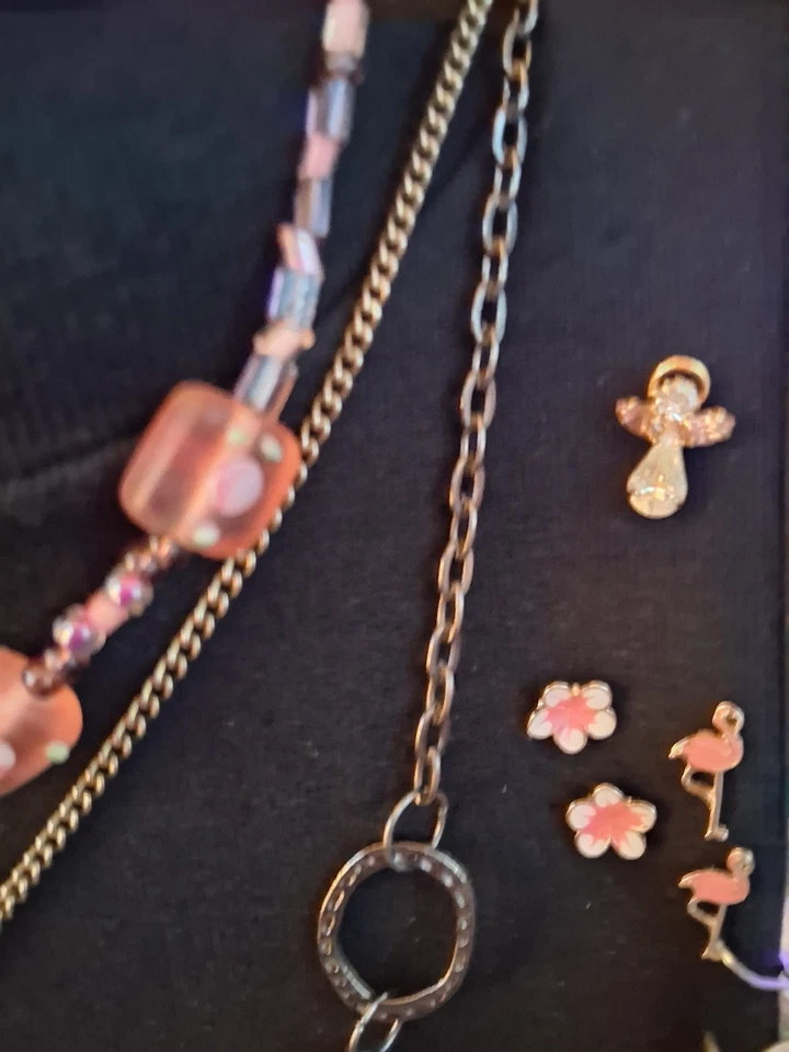 Lot Of 10 Purple/Pink Mixed Jewelery Flamingos Owls - Image 2 of 4