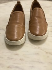 Vionic Women's Brown Low Top Slip-On Sneakers Solid Logo Accents Casual